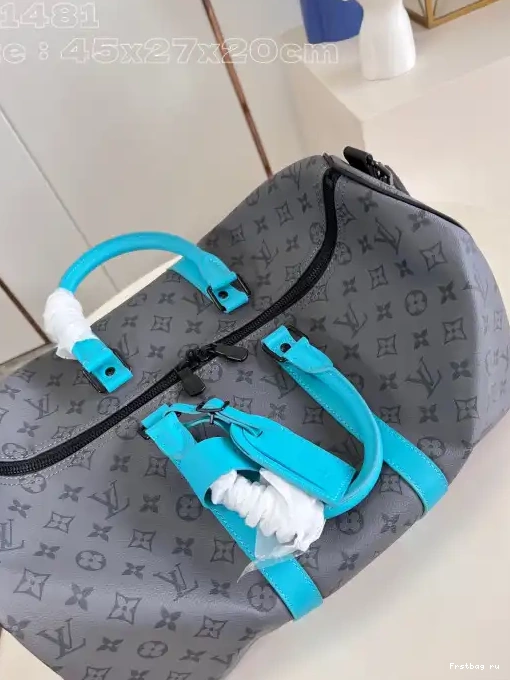 First bag ru LOUIS VUITTON BANDOULIÈRE KEEPALL 45 0316