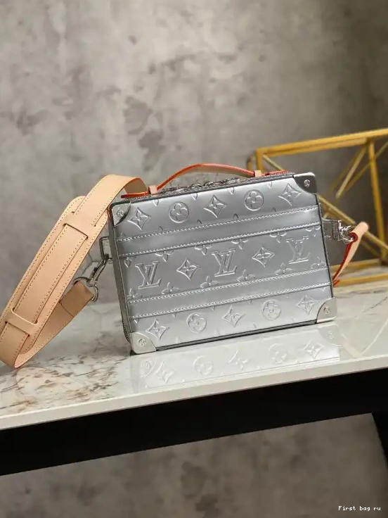 First bag ru TRUNK VUITTON LOUIS HANDLE 0313