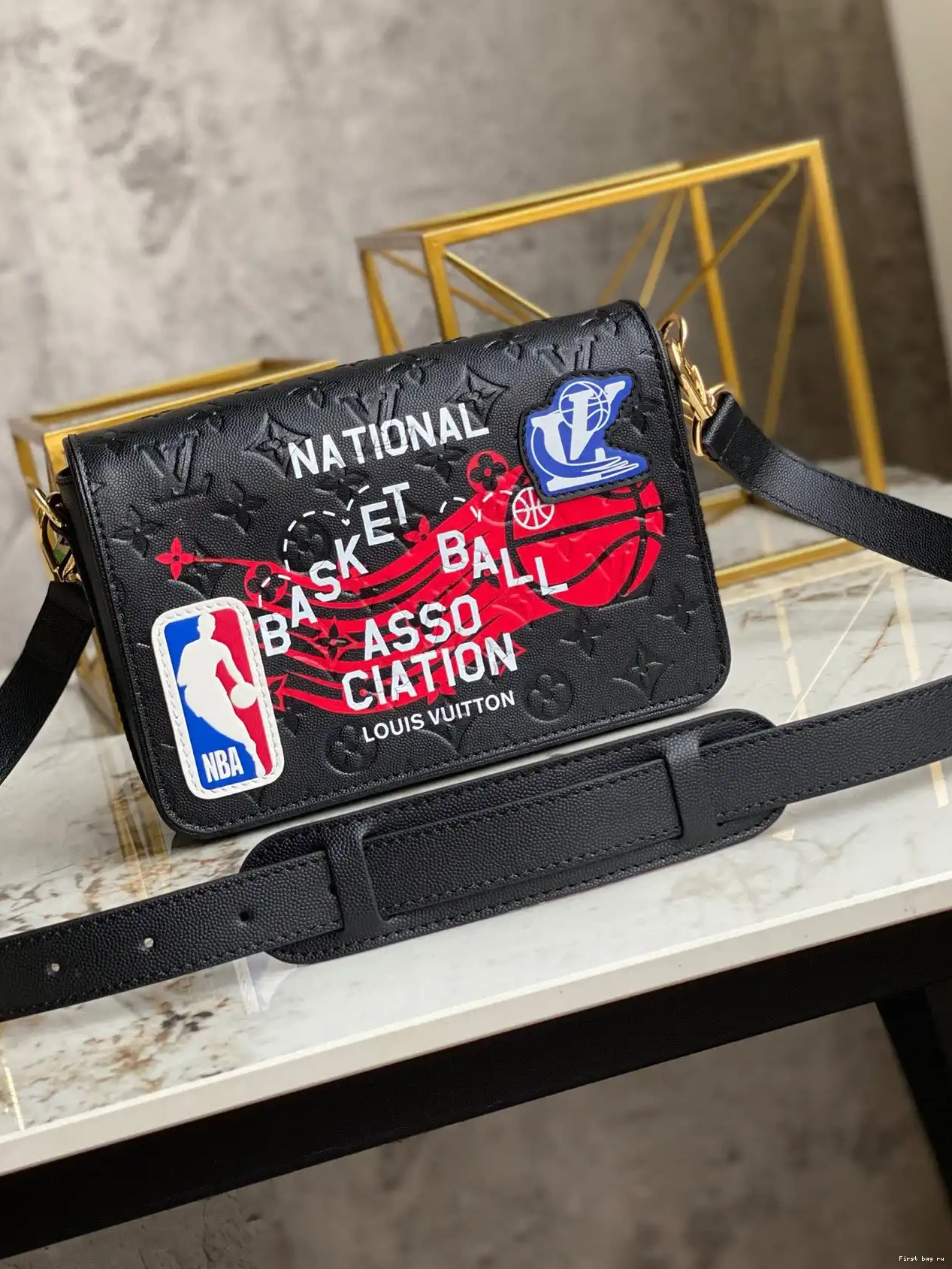 Frstbag ru LOUIS LVXNBA VUITTON MESSENGER STUDIO 0311