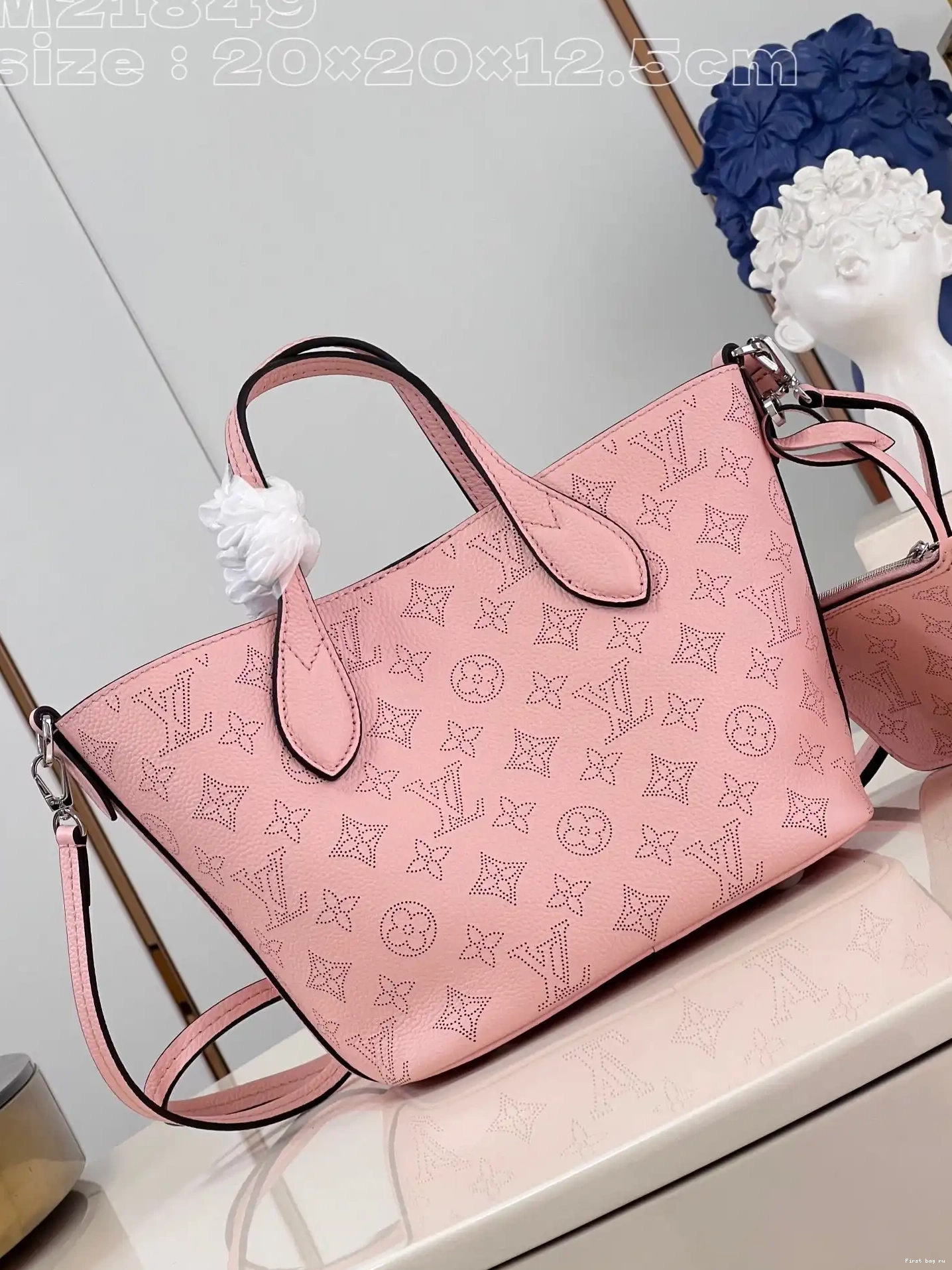 First bag ru VUITTON BLOSSOM LOUIS PM 0309