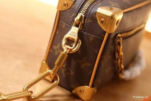 First bag ru MINI TRUNK VUITTON LOUIS SOFT 0318