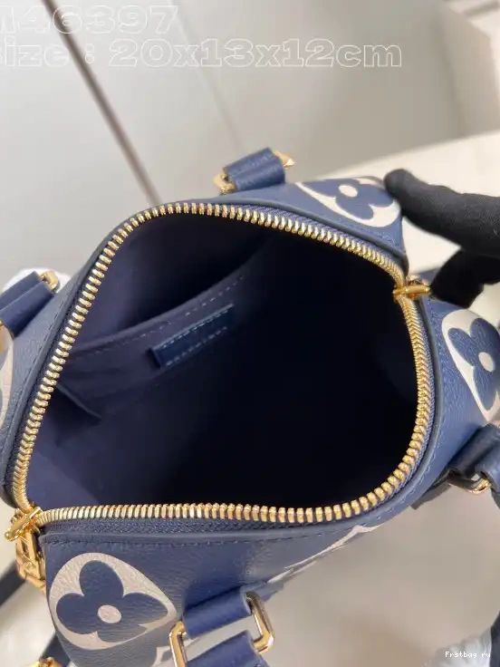 First bag ru 20 VUITTON SPEEDY LOUIS BANDOULIÈRE 0317