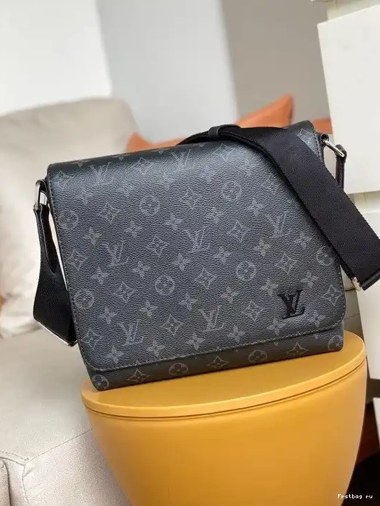 Frstbag ru PM LOUIS DISTRICT VUITTON 0316