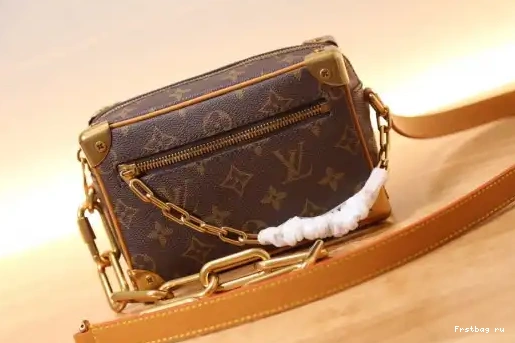 First bag ru MINI TRUNK VUITTON LOUIS SOFT 0318