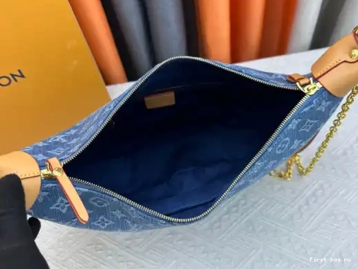 First bag ru LOUIS VUITTON HOBO LOOP 0311