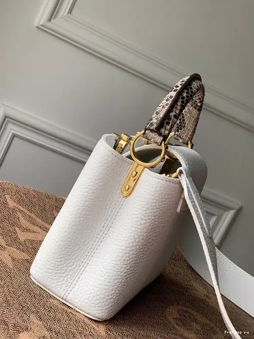 Frstbag ru LOUIS CAPUCINES VUITTON MINI 0318