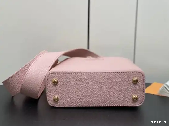 Frstbag ru LOUIS VUITTON CAPUCINES MINI-21*14*8CM 0312