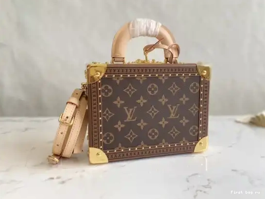 First bag ru Tresor Vuitton Louis Valisette 0319