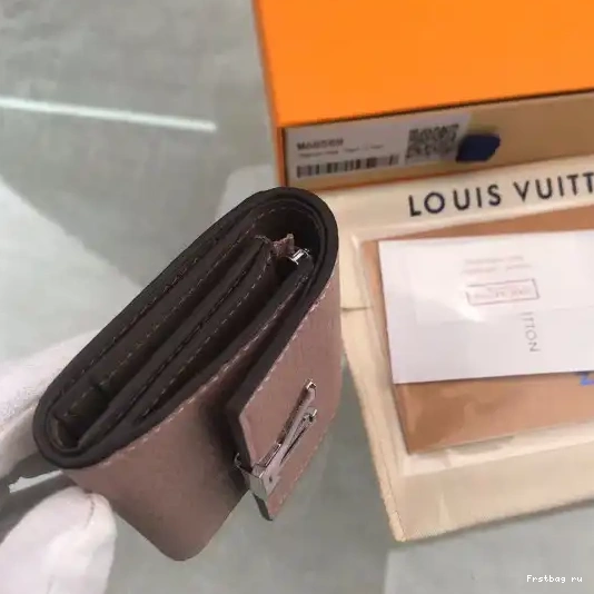 Frstbag ru XS LOUIS CAPUCINES WALLET VUITTON 0308