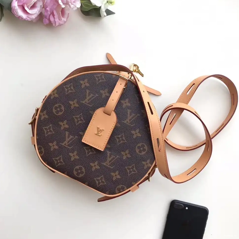 Frstbag ru BOITE Vuitton Louis CHAPEAU PETITE 0309