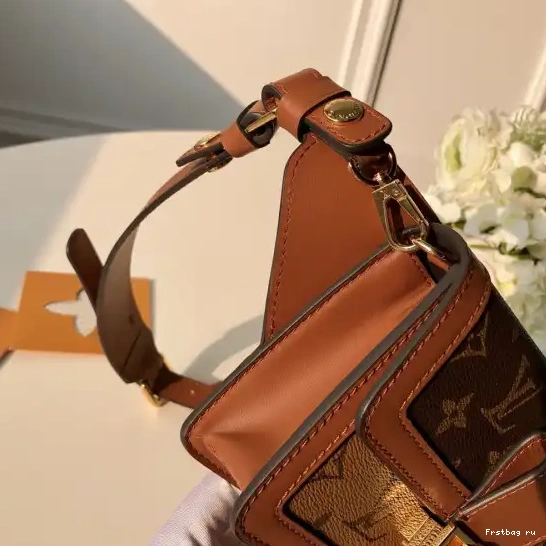 Frstbag ru Louis Belt Show） Spring Vuitton Bag（2019 0316