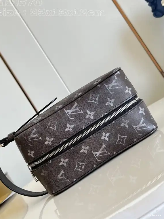 First bag ru LOUIS KIT DOPP bag-23*13*12CM LOCKER VUITTON 0314